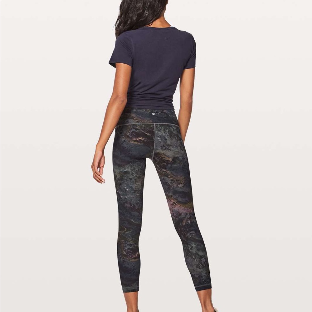 Lululemon Wonder Under Radiant Multi Leggings 4 - Picture 2 of 5